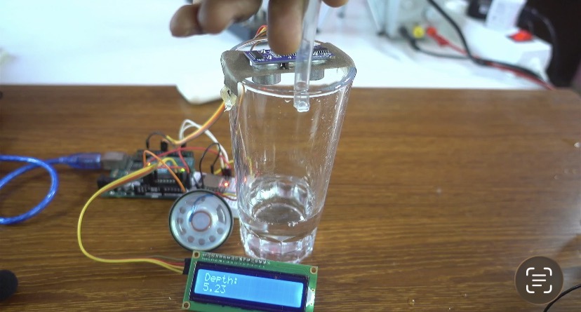 hc-sr04-ultrasonic-cup-glass-arduino-dfplayer-mini-lcd-display